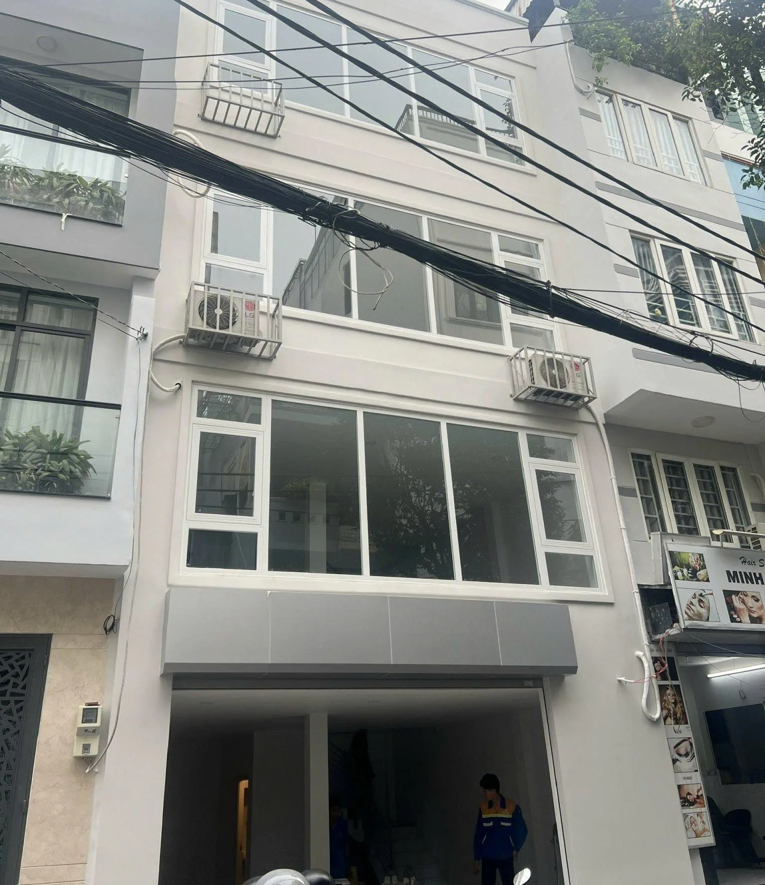Cho thuê Nhà : 127/2B Hoàng Hoa Thám, Phường 13, Quận Tân Bình. Giá thuê : 25 triệu/tháng