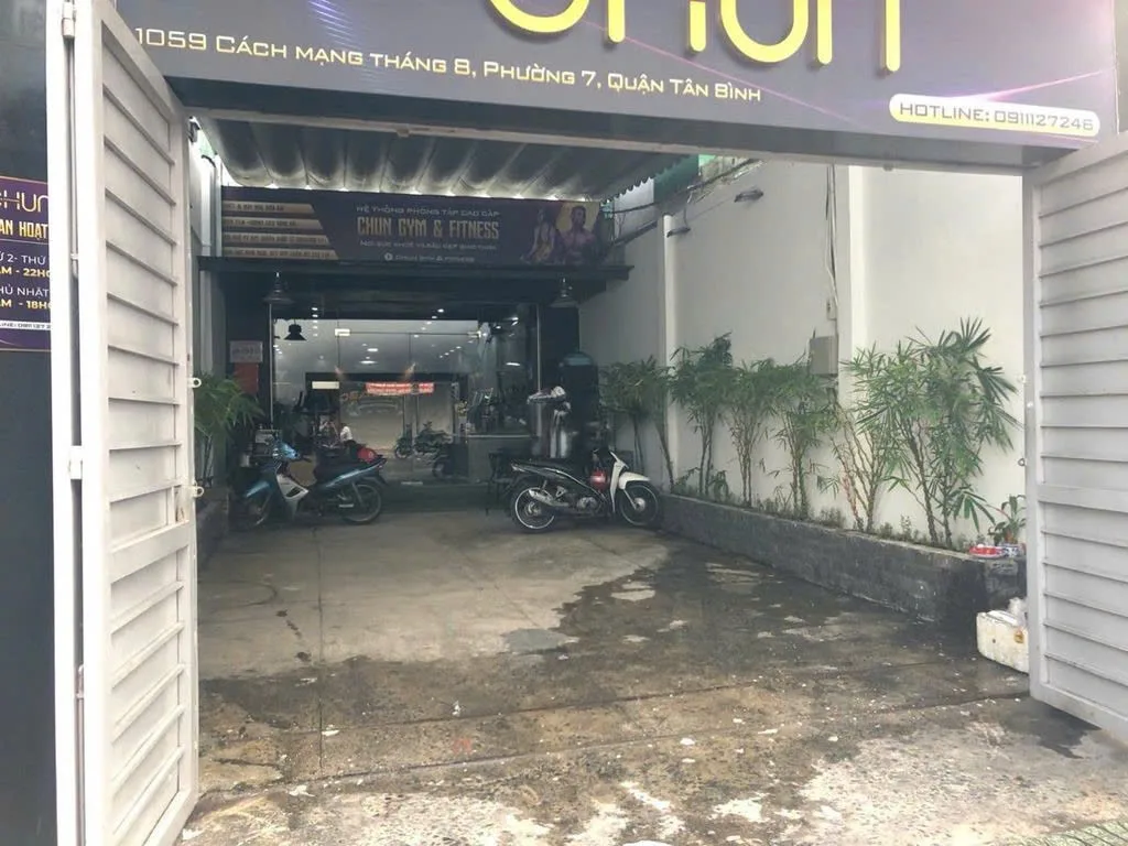 Cho thuê Nhà mặt tiền : 1059 Cách Mạng Tháng 8, Quận Tân Bình. Giá thuê : 50 triệu/tháng