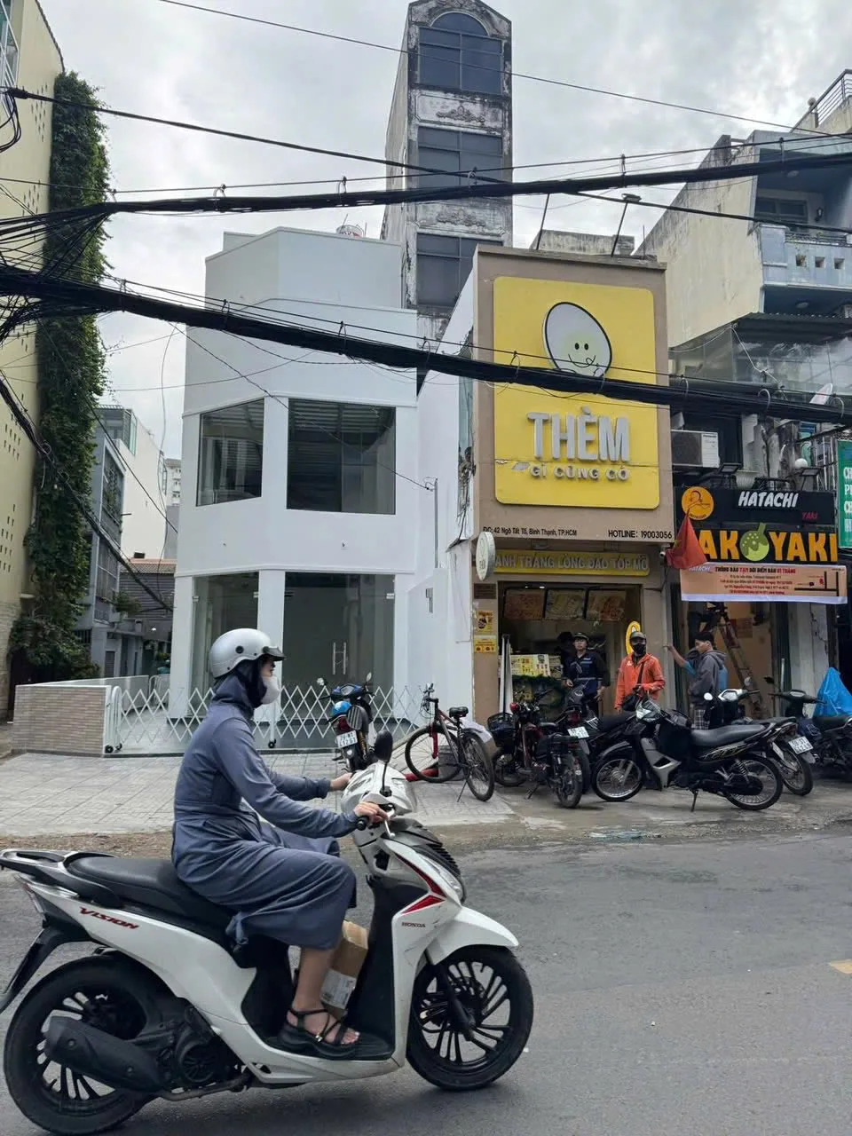 Cho thuê Nhà : 44 Ngô Tất Tố, Phường 19, Quận Bình Thạnh. Giá thuê : 80 triệu/tháng