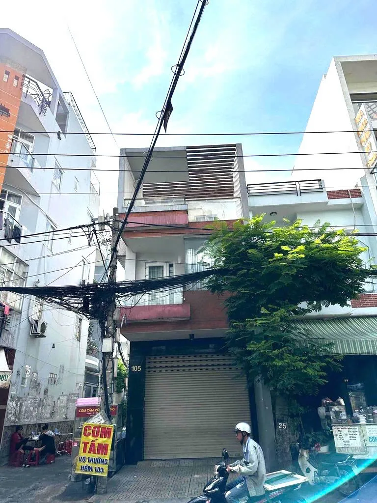 Cho thuê Nhà : 105 Nguyễn Hồng Đào, Phường 14, Quận Tân Bình. Giá thuê : 29 triệu/tháng