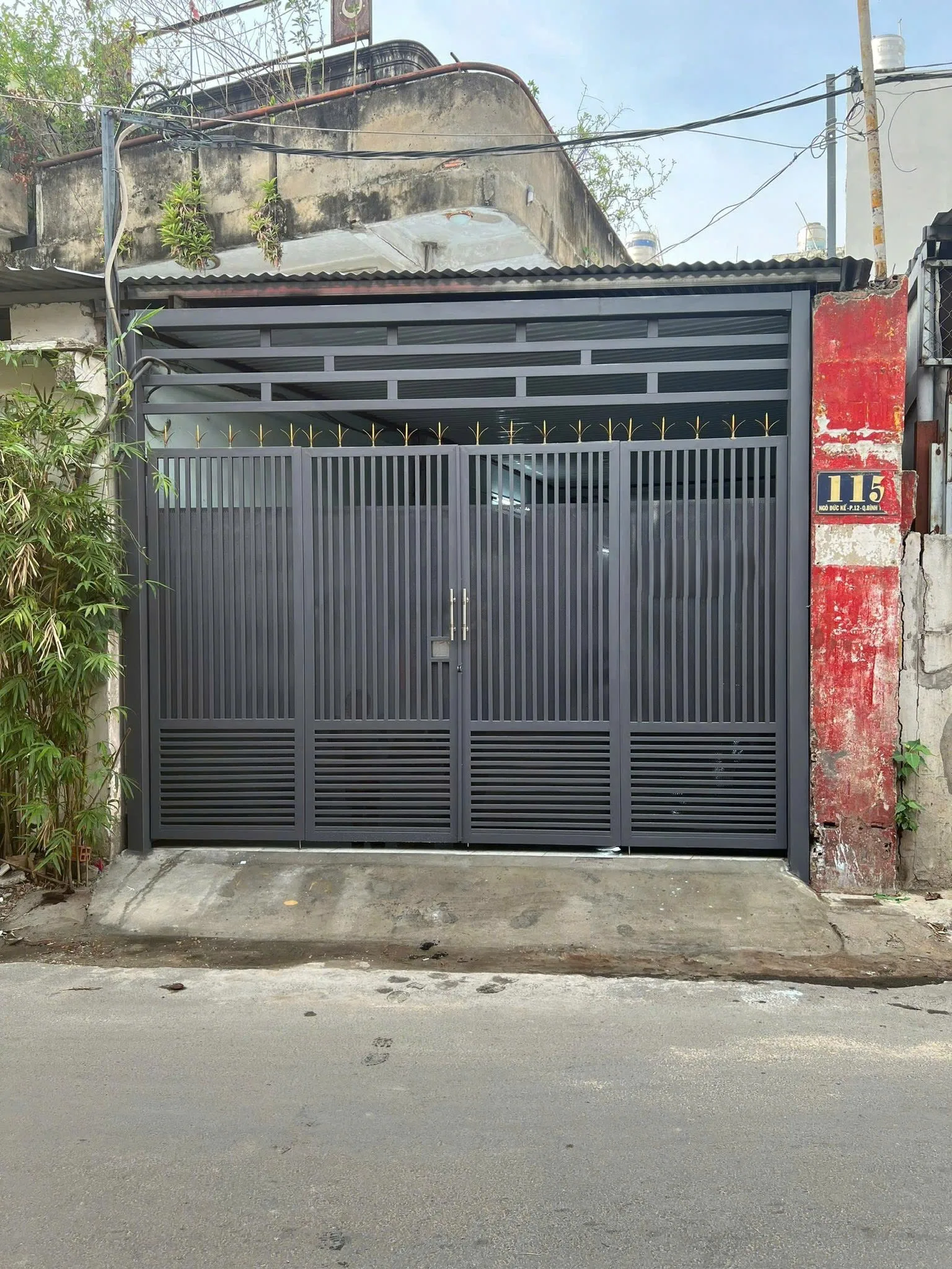 Cho thuê Nhà mặt tiền : 115 Ngô Đức Kế, Phường 12, Quận Bình Thạnh. Giá thuê : 19 triệu / tháng
