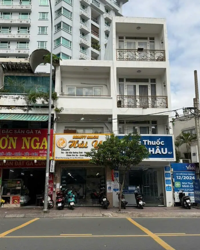 Cho thuê Nhà mặt tiền : 165 Phổ Quang, Phường 9, Quận Phú Nhuận. Giá thuê : 35 triệu/tháng