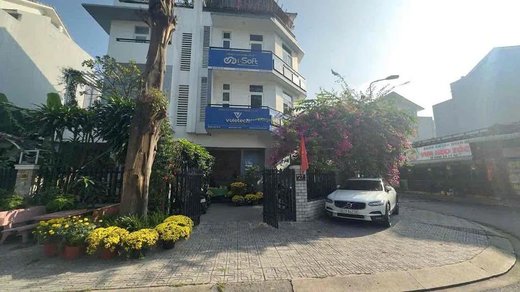 Cho thuê Nhà Góc 2 mặt tiền : 27 Xuân Quỳnh, TP. Thủ Đức. Giá thuê : 40 triệu/tháng