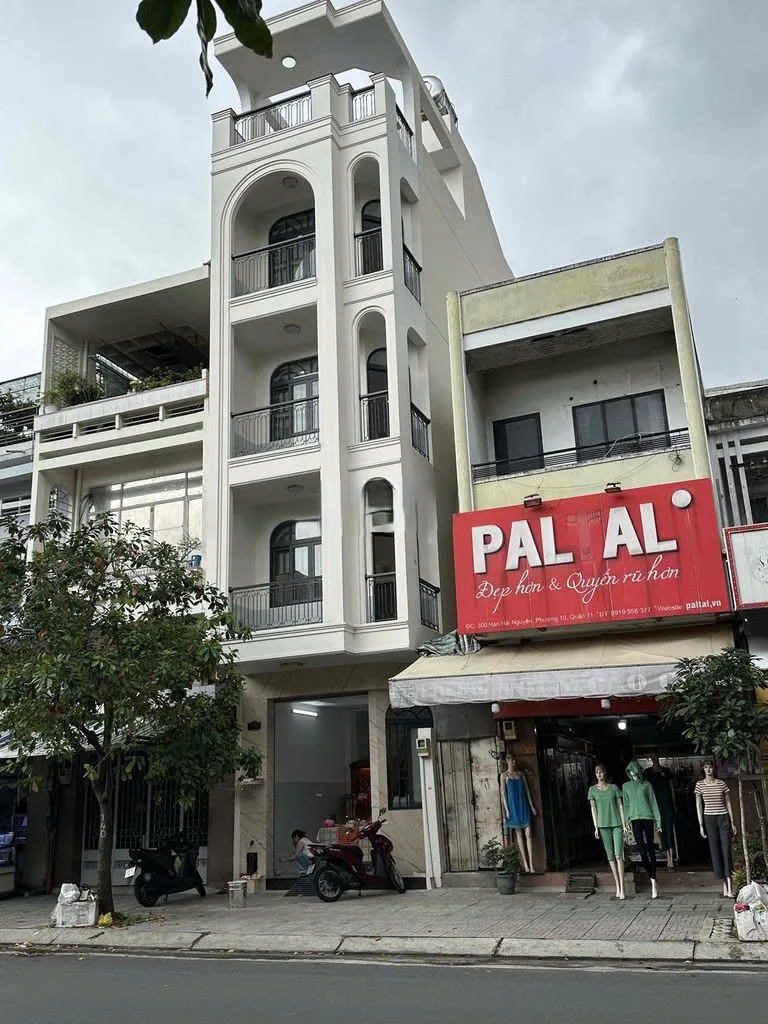 Cho thuê Nhà mặt tiền : 302 Hàn Hải Nguyên, Phường 10, Quận 11. Giá thuê : 32 triệu/tháng