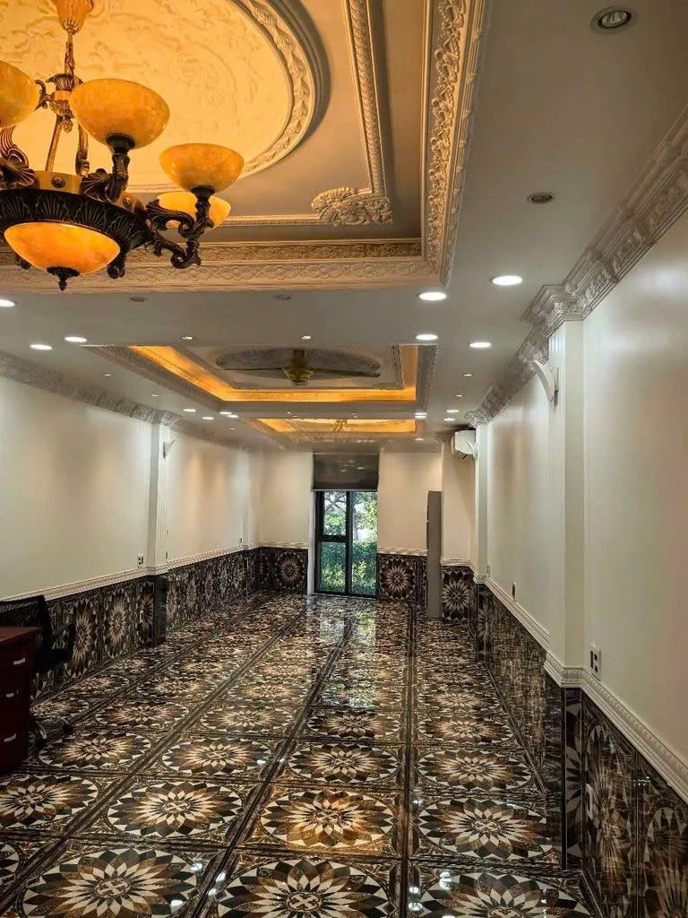 Cho thuê Nhà mặt tiền : 144 Vành Đai, Phường 10, Quận 6. Giá thuê : 50 triệu/tháng