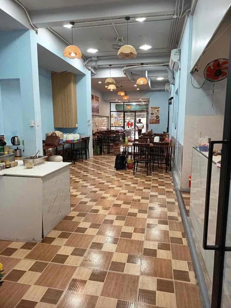 Cho Thuê Mặt Bằng : 7 Cửu Long, Phường 2, Quận Tân Bình. Giá thuê : 35 triệu/tháng