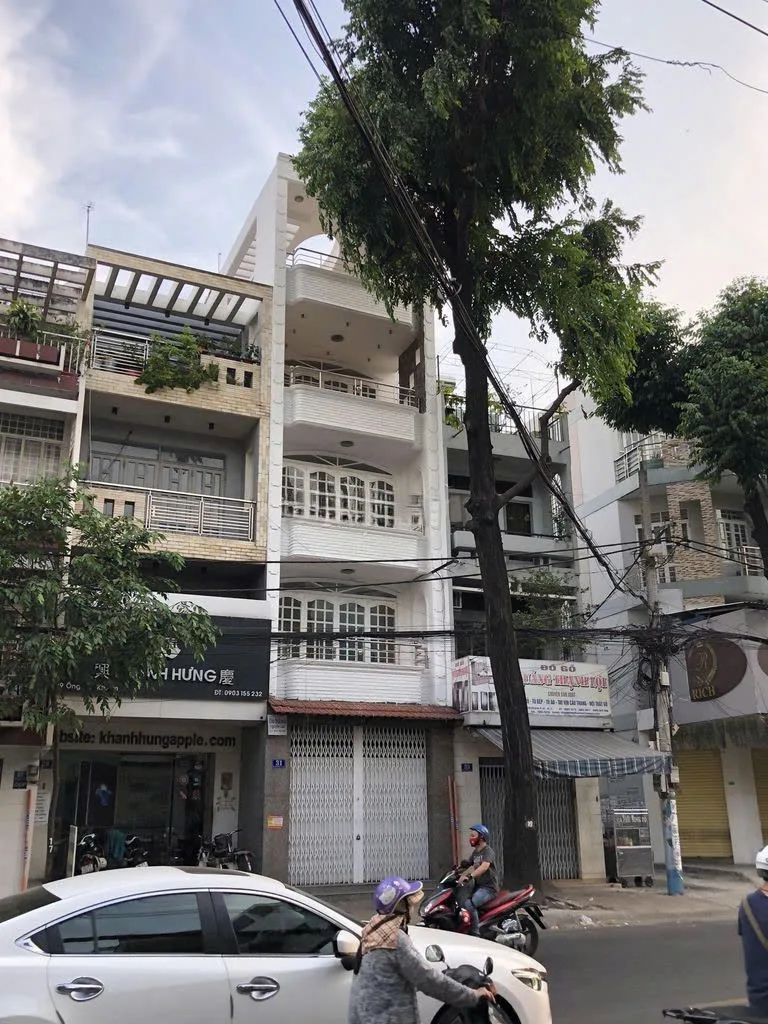 Cho thuê nhà mặt tiền 31 Ông Ích Khiêm – Quận 11. Giá thuê: 35 triệu/tháng