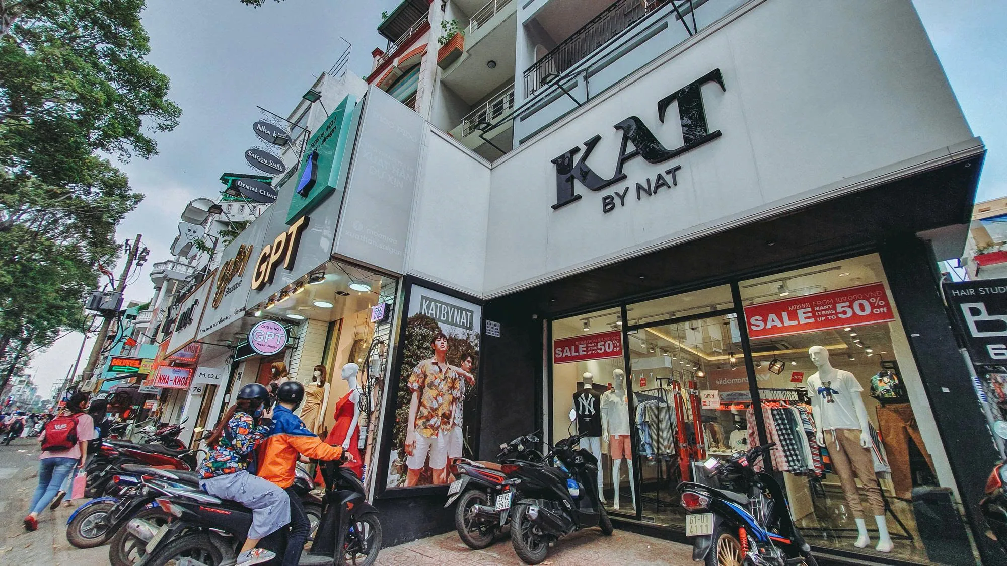 Cho thuê nhà mặt tiền 76 Lê Văn Sỹ, Q.Phú Nhuận. Giá thuê: 65 triệu/tháng
