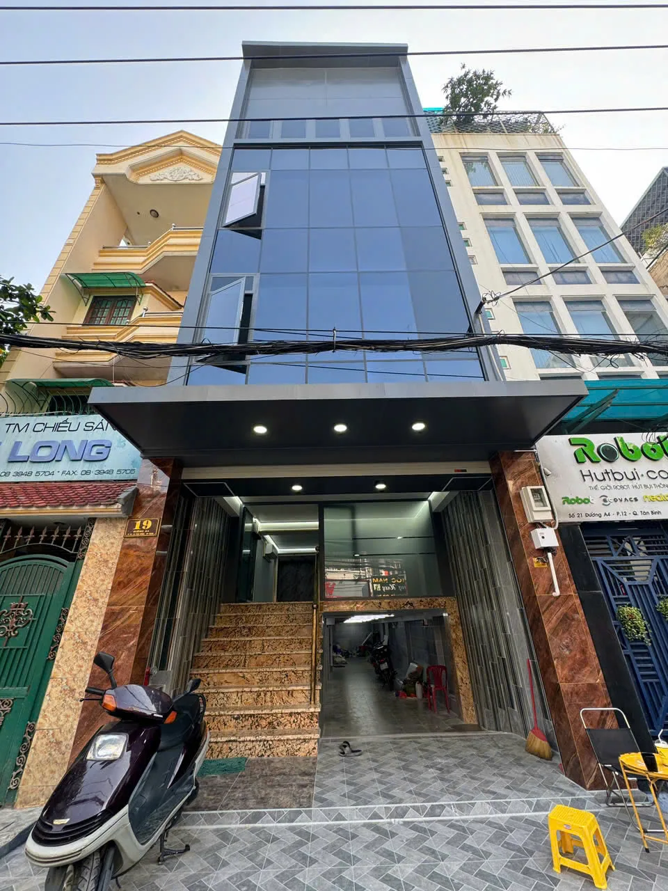 Cho Thuê Nhà : 19 Đường A4, Phường 14, Quận Tân Bình. Giá thuê : 95 triệu/tháng