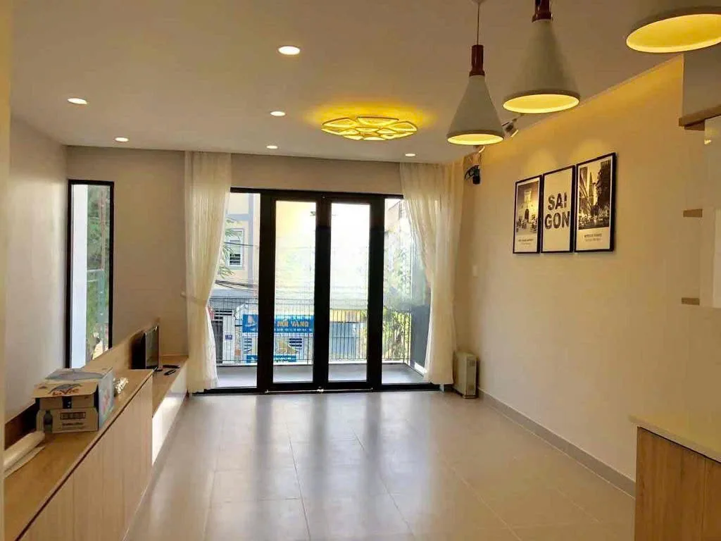 Cho thuê nhà nguyên căn – 95 Nguyễn Tư Nghiêm, TP.Thủ Đức. Giá thuê: 40 triệu/tháng