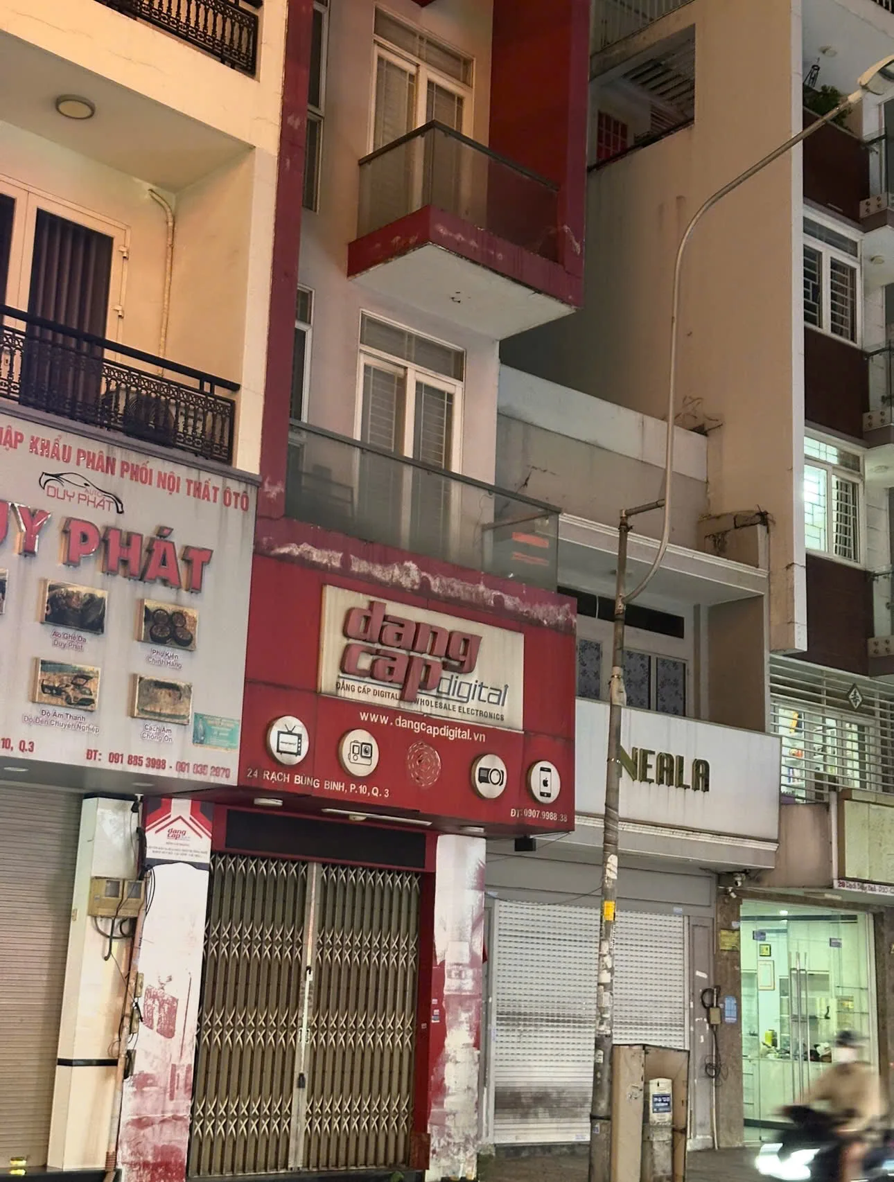 Cho thuê Nhà mặt tiền : 22–24 Rạch Bùng Binh, Phường 10, Quận 3. Giá thuê : 99 triệu/tháng