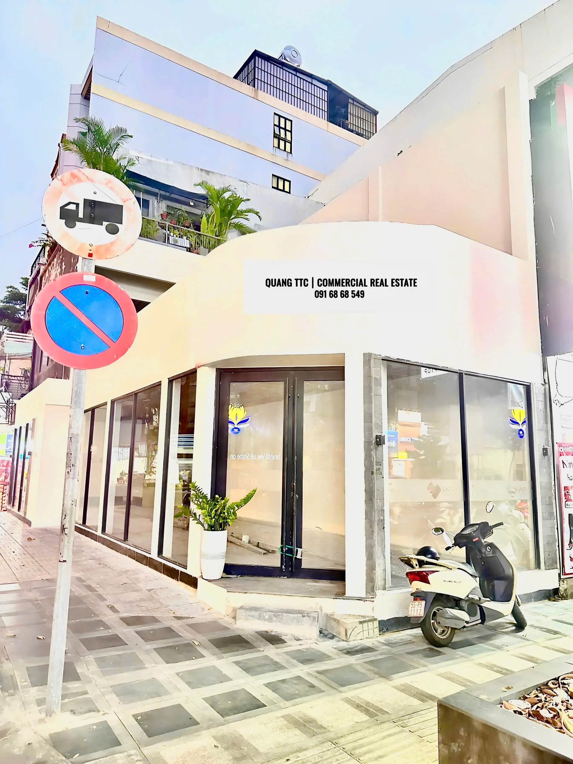 CHO THUÊ NHÀ MẶT TIỀN : 300A ĐƯỜNG 3/2, PHƯỜNG 12, QUẬN 10. GIÁ THUÊ : 120 TRIỆU/THÁNG (CHƯA VAT)