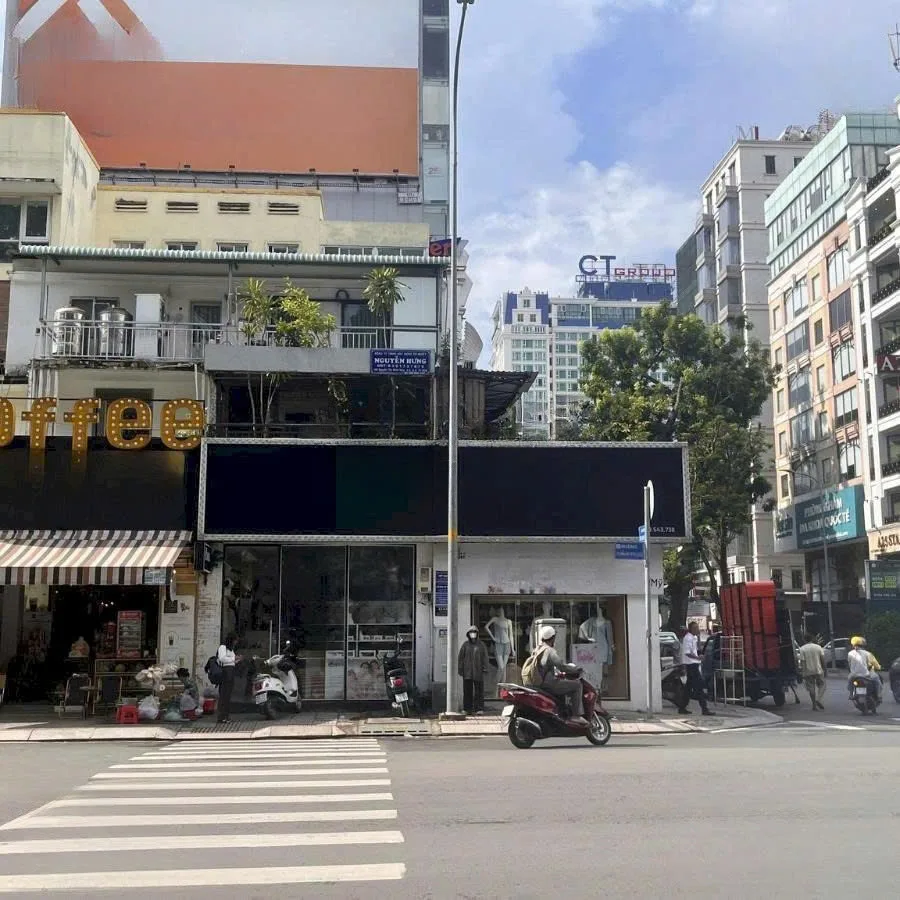 Cho thuê Nhà mặt tiền : 182 Nguyễn Thị Minh Khai, Quận 3. Giá thuê: 85 triệu/tháng