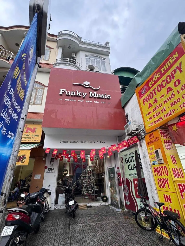 Cho thuê Nhà : 101A Lê Văn Duyệt, Phường 3, Quận Bình Thạnh. Giá thuê: 25 triệu/tháng