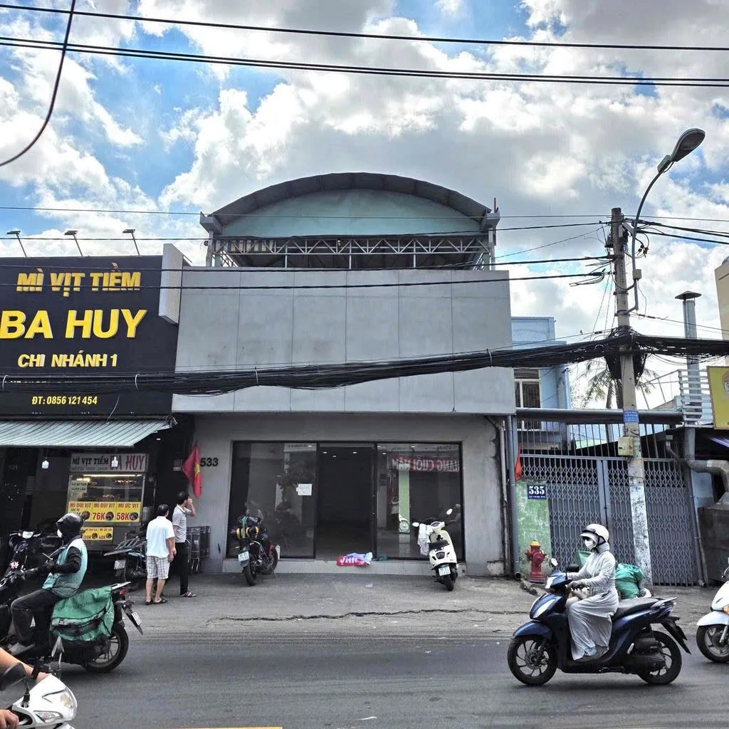 Cho thuê Nhà mặt tiền : 533 Âu Cơ, Phường Phú Trung, Quận Tân Phú. Giá thuê: 55 triệu/tháng
