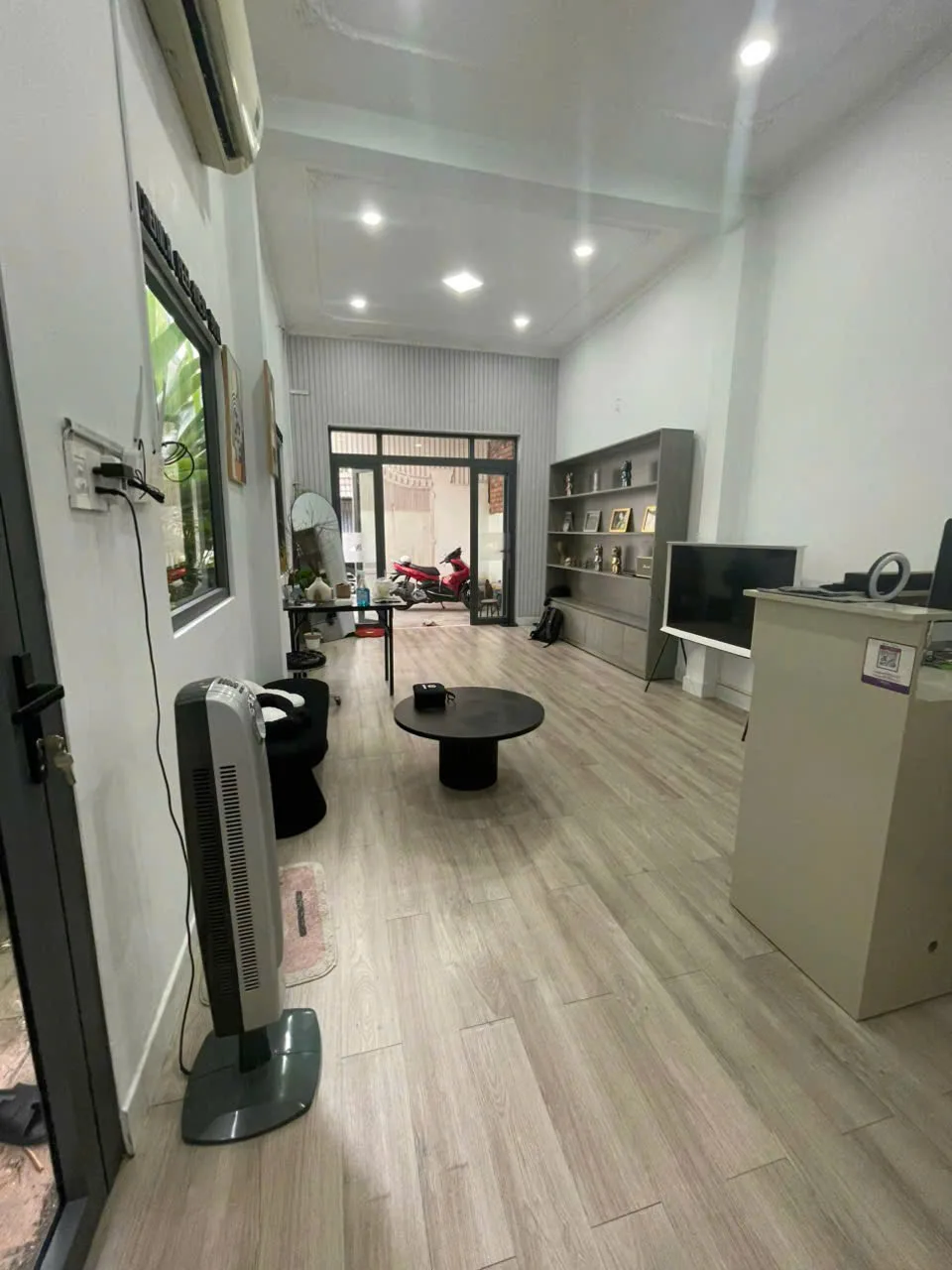 Cho thuê Nhà mặt tiền : 31 Đường B6 K300, Phường 12, Quận Tân Bình. Giá thuê: 19 triệu/tháng