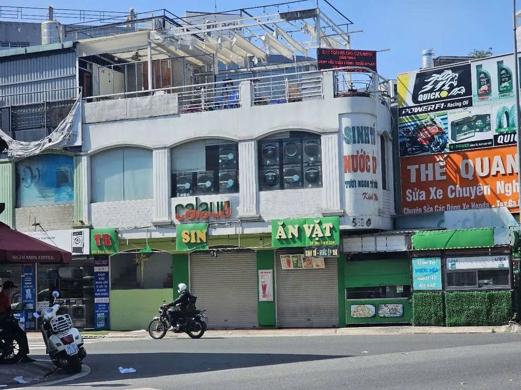 Cho thuê Nhà mặt tiền : 56B Bạch Đằng, Phường 2, Quận Tân Bình. Giá thuê: 20 triệu/tháng