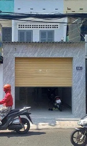 CHO THUÊ NHÀ MẶT TIỀN : 281 PHAN VĂN TRỊ, PHƯỜNG 11, QUẬN BÌNH THẠNH. GIÁ THUÊ : 18 TRIỆU/THÁNG