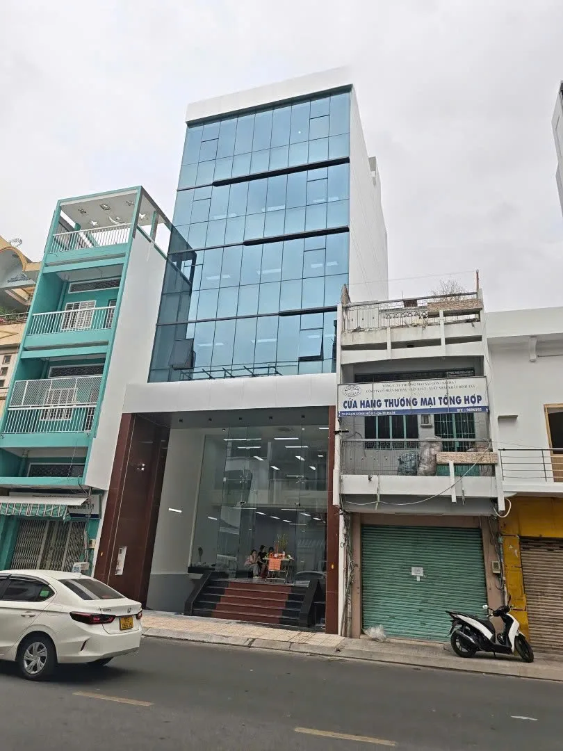Cho thuê Nhà mặt tiền : 71-73 Phạm Đình Hổ, Phường 2, Quận 6. Giá thuê: 150 triệu/tháng