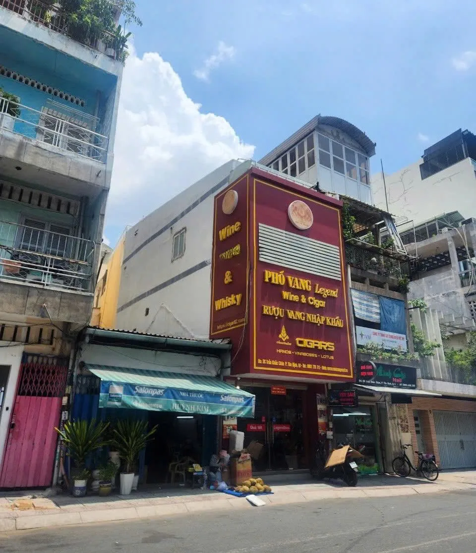 Cho thuê Nhà mặt tiền : 3C Trần Khắc Chân, Phường Tân Định, Quận 1. Giá thuê: 35 triệu/tháng