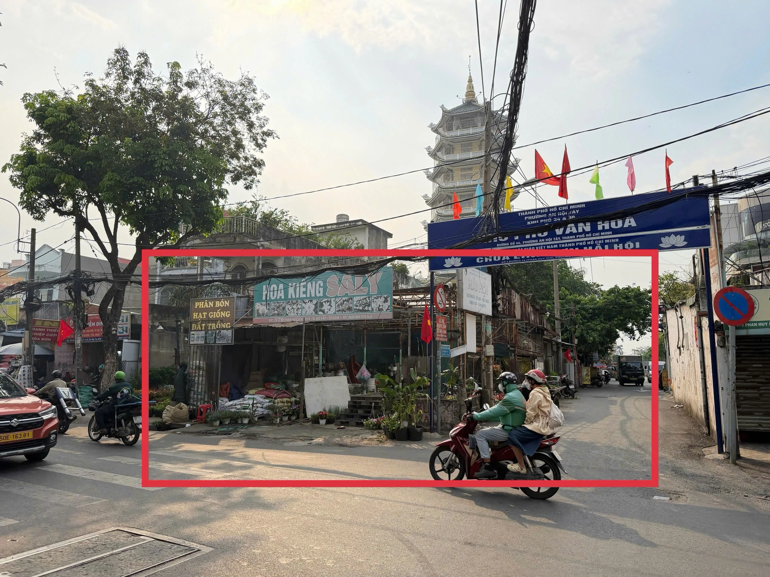 Cho thuê Nhà Góc 2 Mặt Tiền : 379 Phan Huy Ích, Quận Gò Vấp. Giá thuê: 100 triệu/tháng