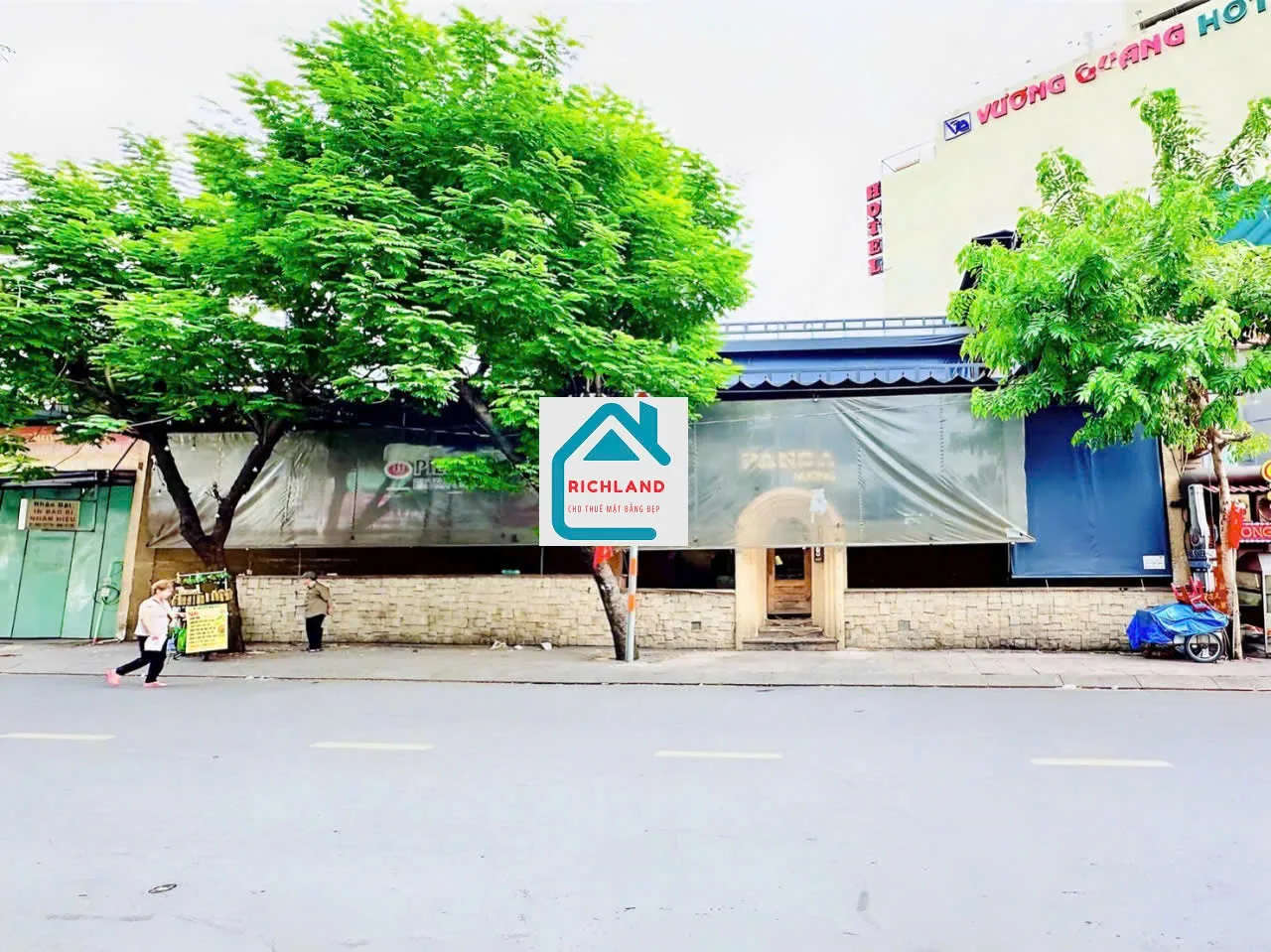 Cho Thuê Nhà Mặt Tiền : 63 Phạm Văn Hai, Phường 3, Quận Tân Bình, TPHCM. Giá cho thuê: 280 triệu / t