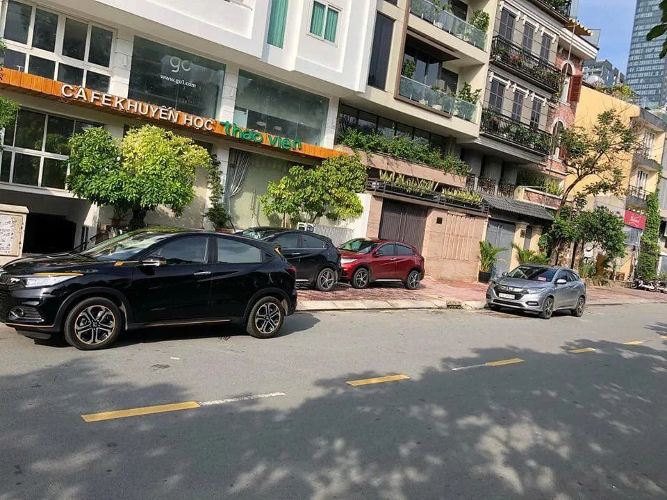 Cho thuê Mặt Bằng Góc 2MT : 2C12 Trường Sa, Phường 19, Quận Bình Thạnh, TP.HCM. Giá thuê: 50 triệu/t