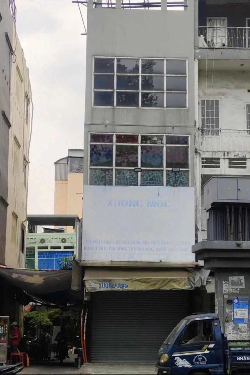 CHO THUÊ NHÀ 2 MẶT TIỀN : 110 NGÔ GIA TỰ, QUẬN 10 – VỊ TRÍ ĐẸP. GIÁ THUÊ : 60 TRIỆU/THÁNG