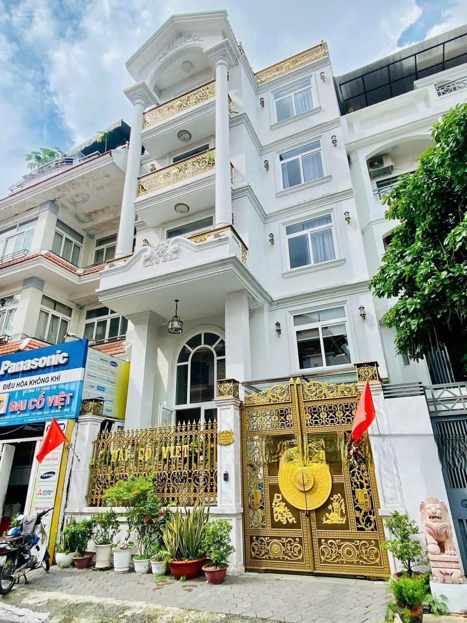 CHO THUÊ BIỆT THỰ FULL NỘI THẤT : 43R/21  HỒ VĂN HUÊ, PHÚ NHUẬN. GIÁ THUÊ : 80 TRIỆU/THÁNG