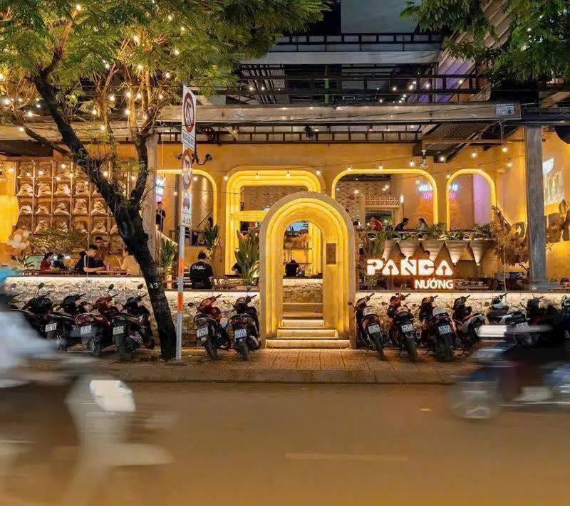 Cho thuê Biệt Thự mặt tiền : 63 Phạm Văn Hai, Phường 3, Quận Tân Bình. Giá thuê: 400 triệu/tháng
