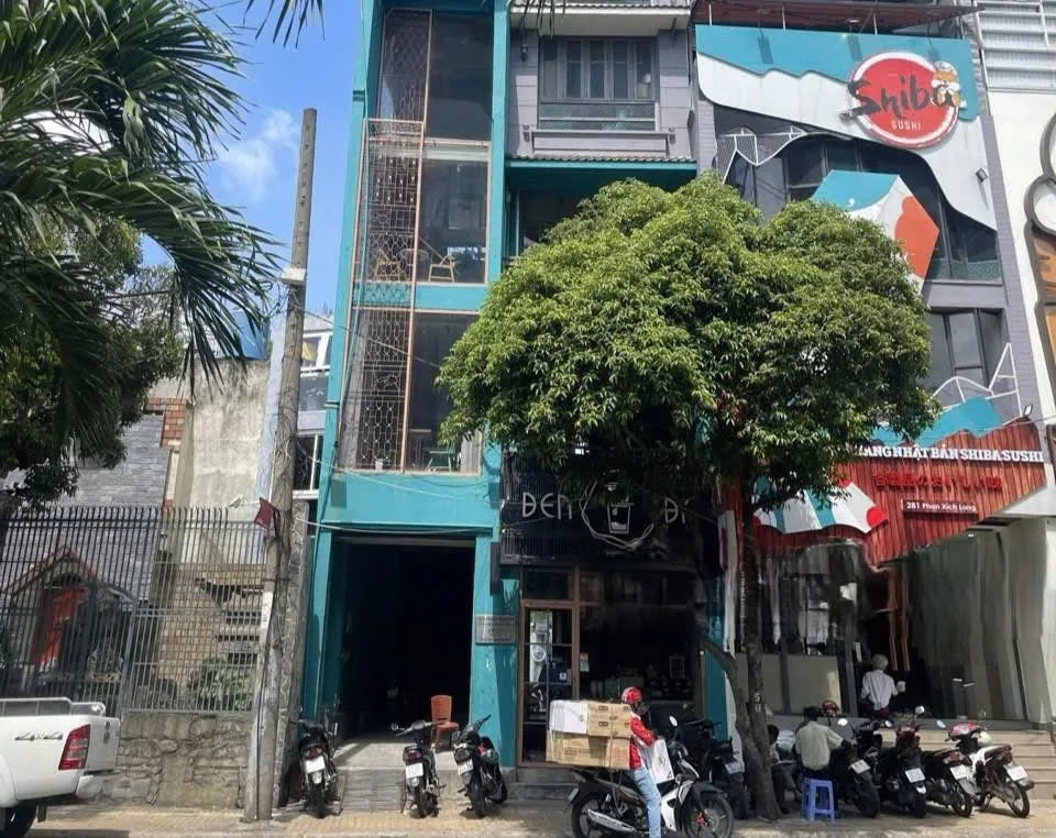 Cho thuê Nhà Góc 2 mặt tiền : 277–279 Phan Xích Long, Phường 2, Quận Phú Nhuận. Giá thuê: 85 triệu/t