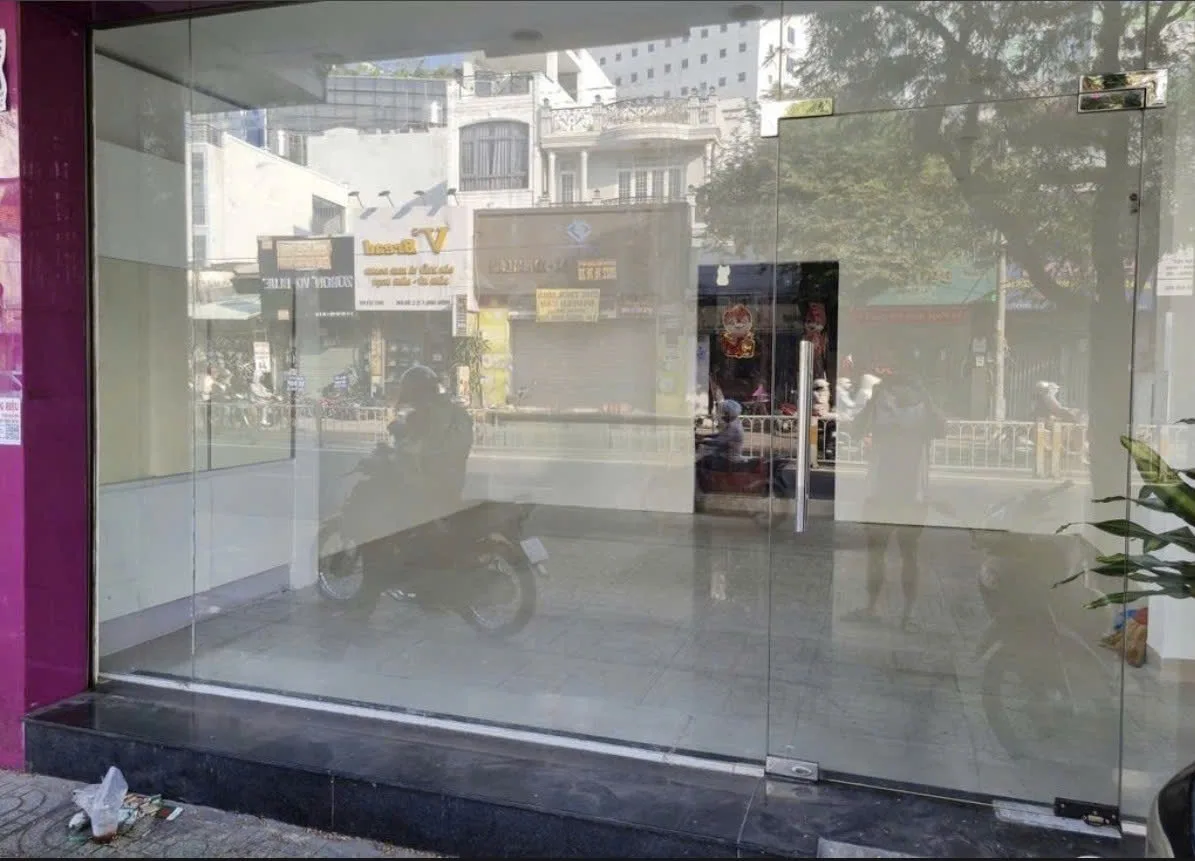 Cho thuê Nhà mặt tiền : 459 Trường Chinh, Phường 14, Quận Tân Bình. Giá thuê: 50 triệu/tháng