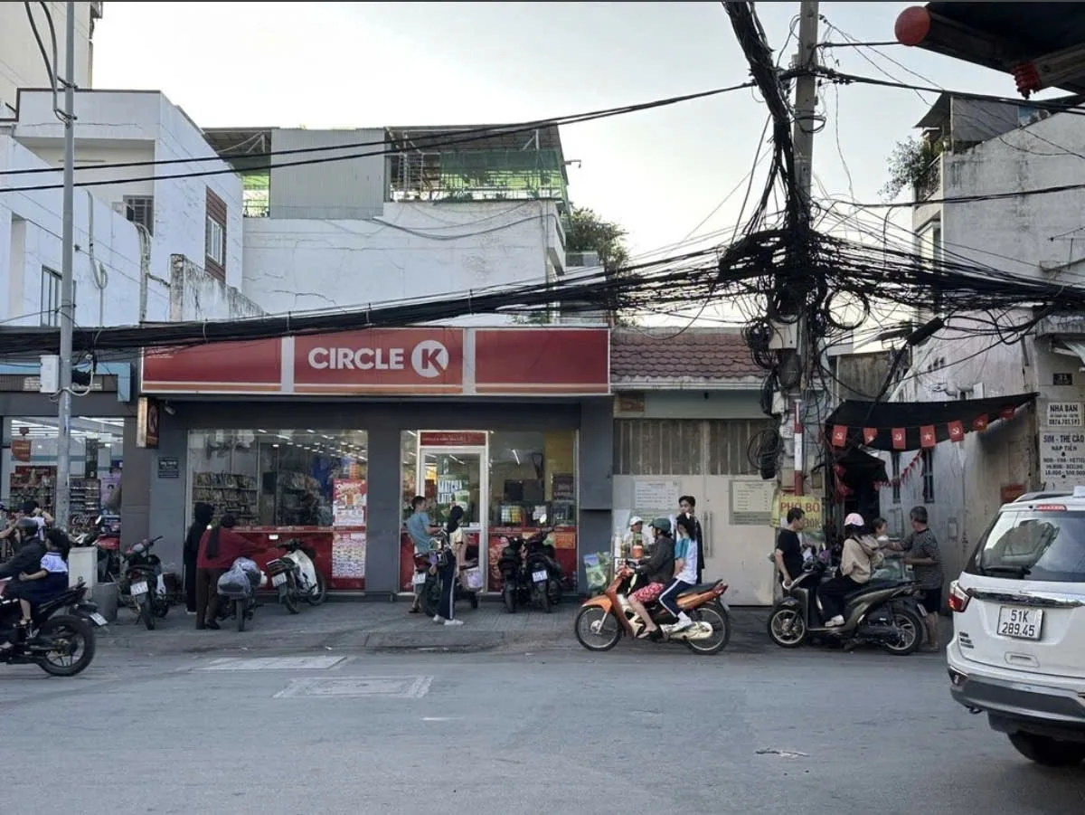 Cho thuê Nhà mặt tiền : 29 Lê Lợi, Phường 1, Quận Gò Vấp. Giá thuê: 130 triệu/tháng