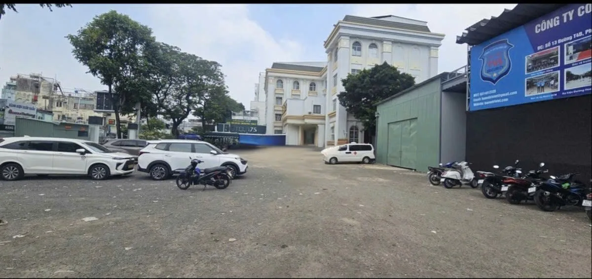 CHO THUÊ KHO : 786  NGUYỄN KIỆM, GÒ VẤP. GIÁ THUÊ : 45 TRIỆU/THÁNG