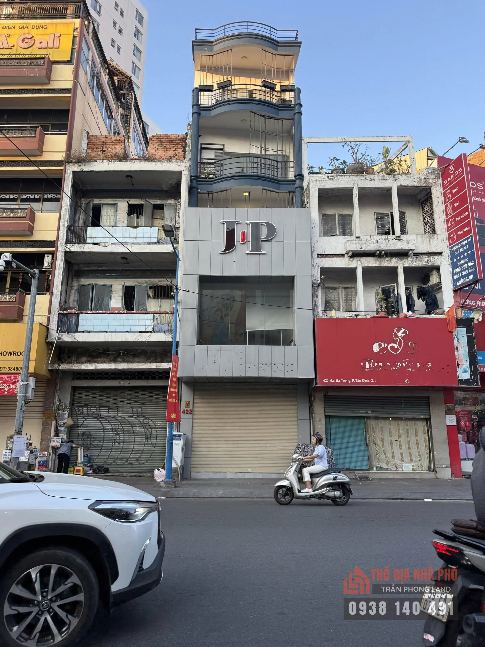 CHO THUÊ NHÀ MT : 422 HAI BÀ TRƯNG, QUẬN 1. GIÁ THUÊ : 90 TRIỆU/THÁNG
