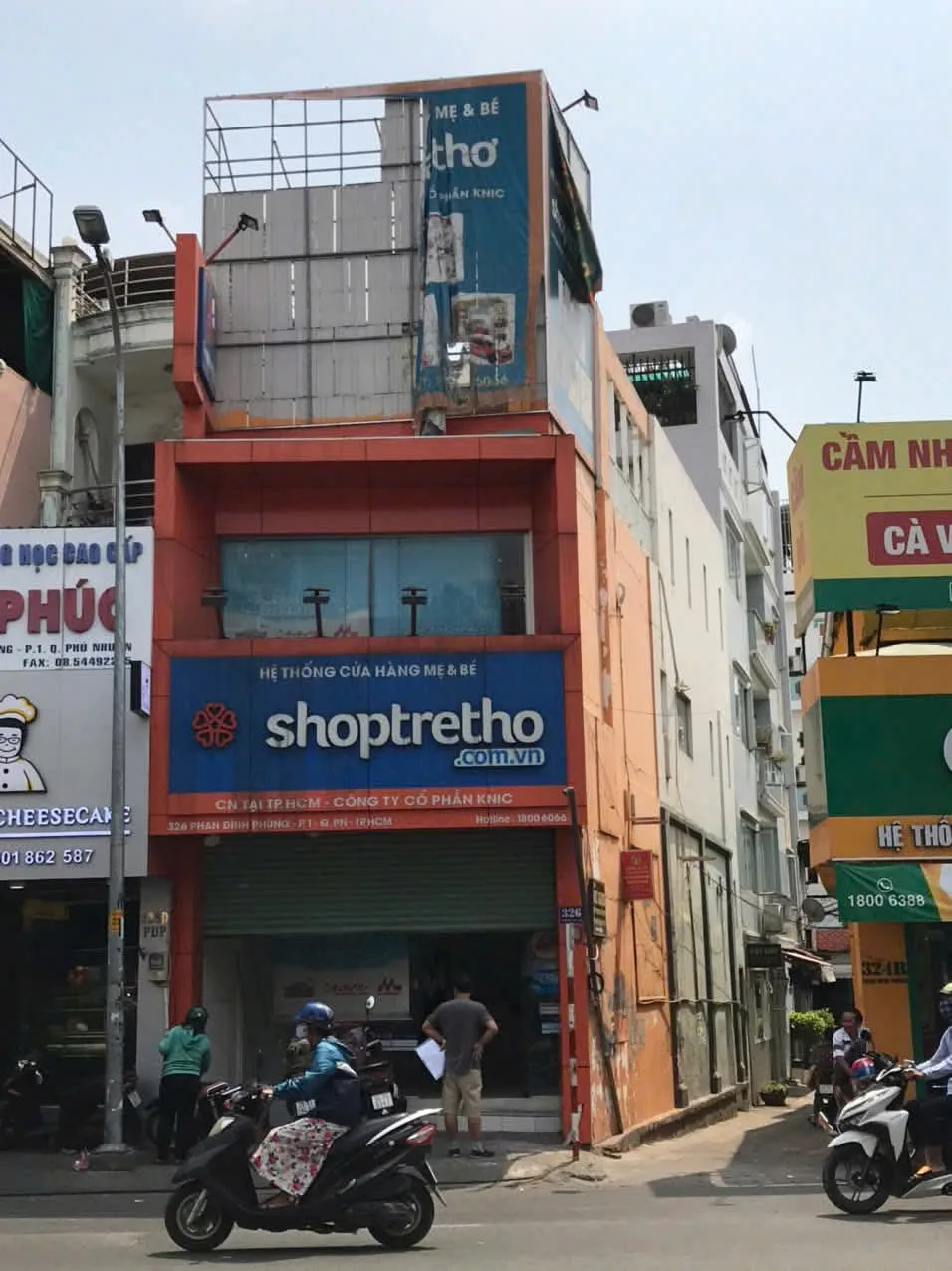 Cho Thuê Nhà 2MT : 326 Phan Đình Phùng, Quận Phú Nhuận. Giá thuê: 75 triệu/tháng