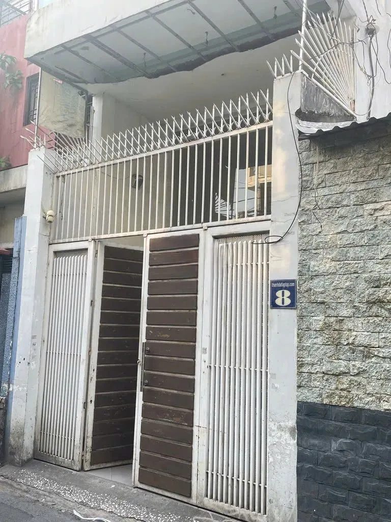 Cho Thuê Nhà : 8 Sao Mai, Phường 7, Quận Tân Bình. Giá thuê: 24 triệu/tháng