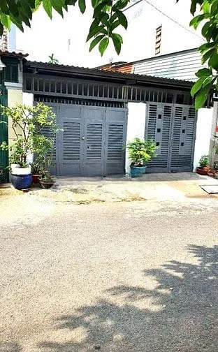Cho thuê Nhà mặt tiền : 18A Cộng Hoà, Quận Tân Phú. Giá thuê: 17 triệu/tháng