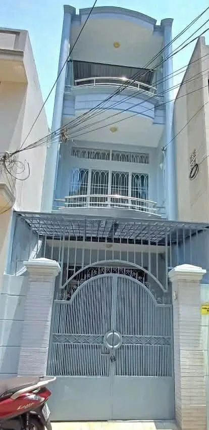 Cho Thuê Nhà : 1025/9A Cách Mạng Tháng 8, Phường 7, Quận Tân Bình. Giá thuê: 15 triệu/tháng