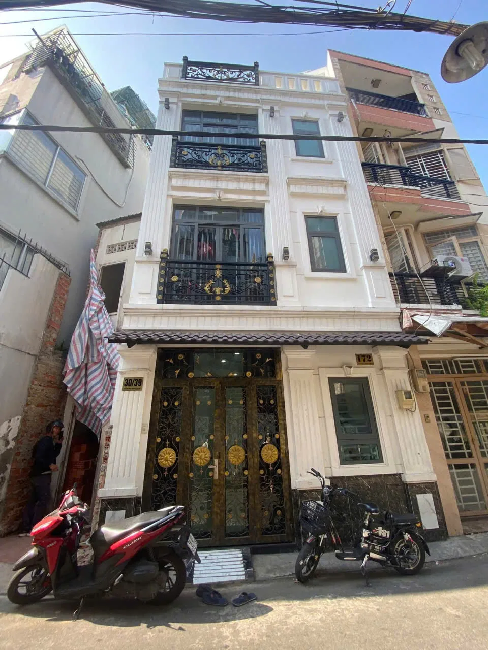 Cho Thuê Nhà : 172 Hoa Đào, Phường 2, Quận Phú Nhuận. Giá thuê: 13 triệu/tháng