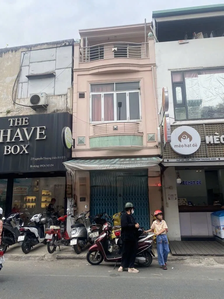 Cho Thuê Nhà : 237 Nguyễn Thượng Hiền, Phường 4, Quận 3. Giá thuê: 25 triệu/tháng