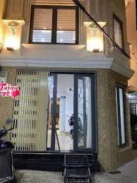 Cho Thuê Nhà : 212/5 Nguyễn Văn Nguyễn, Quận 1. Giá thuê: 50 triệu/tháng