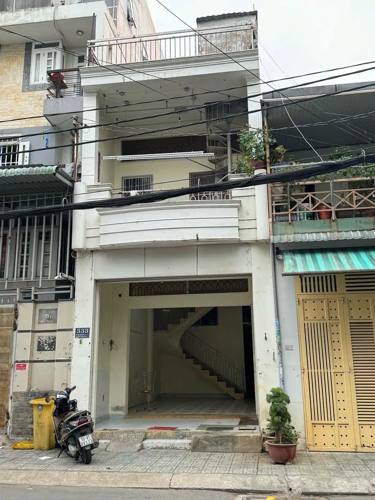Cho thuê Nhà mặt tiền : 333 Nguyễn Văn Công, Phường 3, Quận Gò Vấp. Giá thuê: 18 triệu/tháng