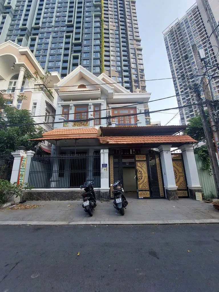 Cho thuê Nhà nguyên căn : 2/2A Võ Trường Toản, Thủ Đức. Giá thuê: 100 triệu/tháng