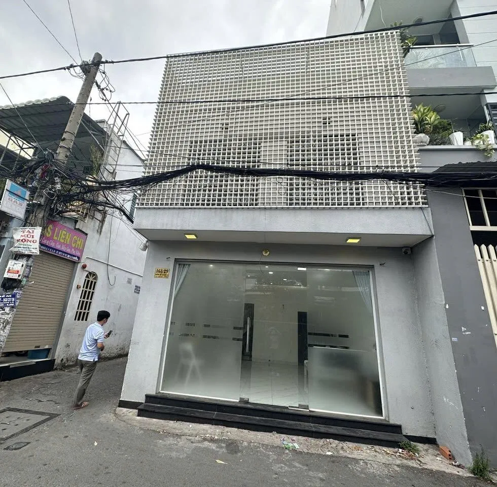 Nhà nguyên căn : 163/29 Bùi Quang Là, Phường 12, Quận Gò Vấp. Giá thuê: 16 triệu/tháng