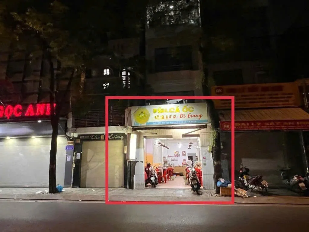 Cho Thuê Mặt Bằng : 217 Sư Vạn Hạnh, Phường 9, Quận 10. Giá thuê: 23 triệu/tháng