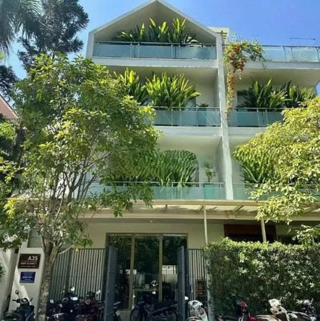 Cho thuê Tòa Nhà : 67/1 Lý Long Tường, Phường Tân Phong, Quận 7. Giá thuê: 300 triệu/tháng