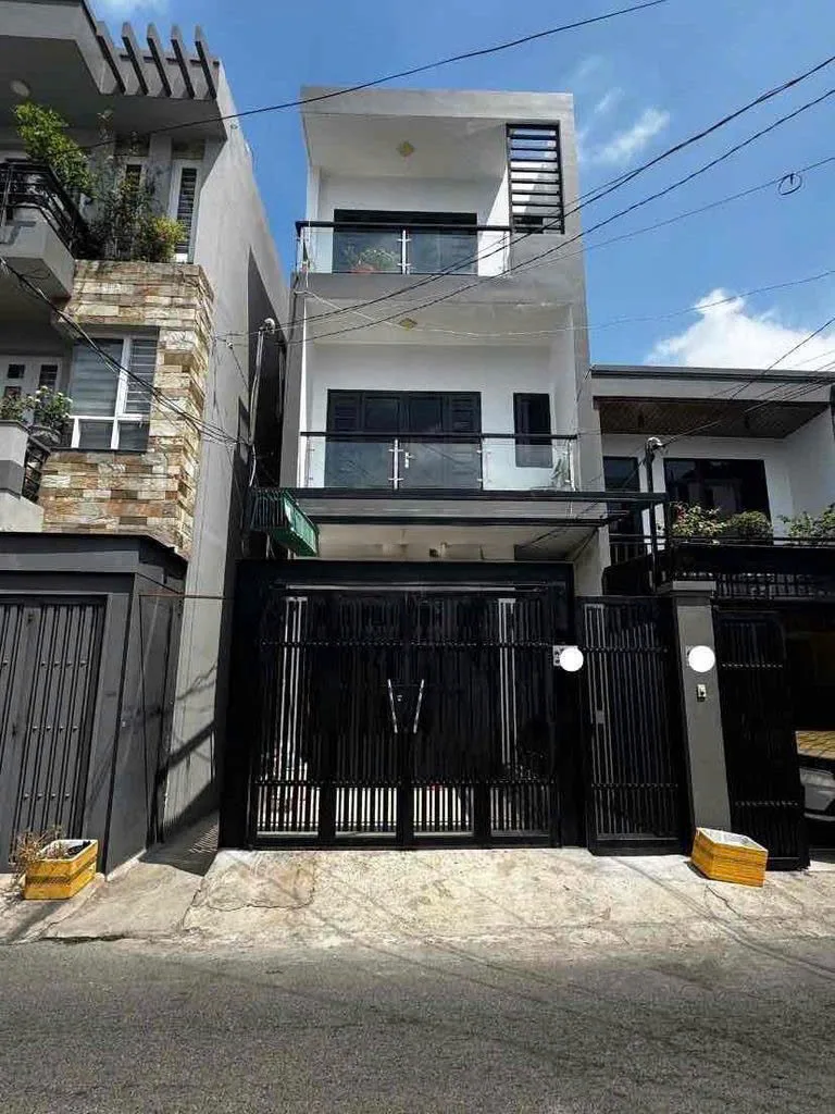 Cho thuê Nhà nguyên căn : 201/112 Nguyễn Xí, Phường 26, Quận Bình Thạnh. Giá thuê: 21 triệu /tháng