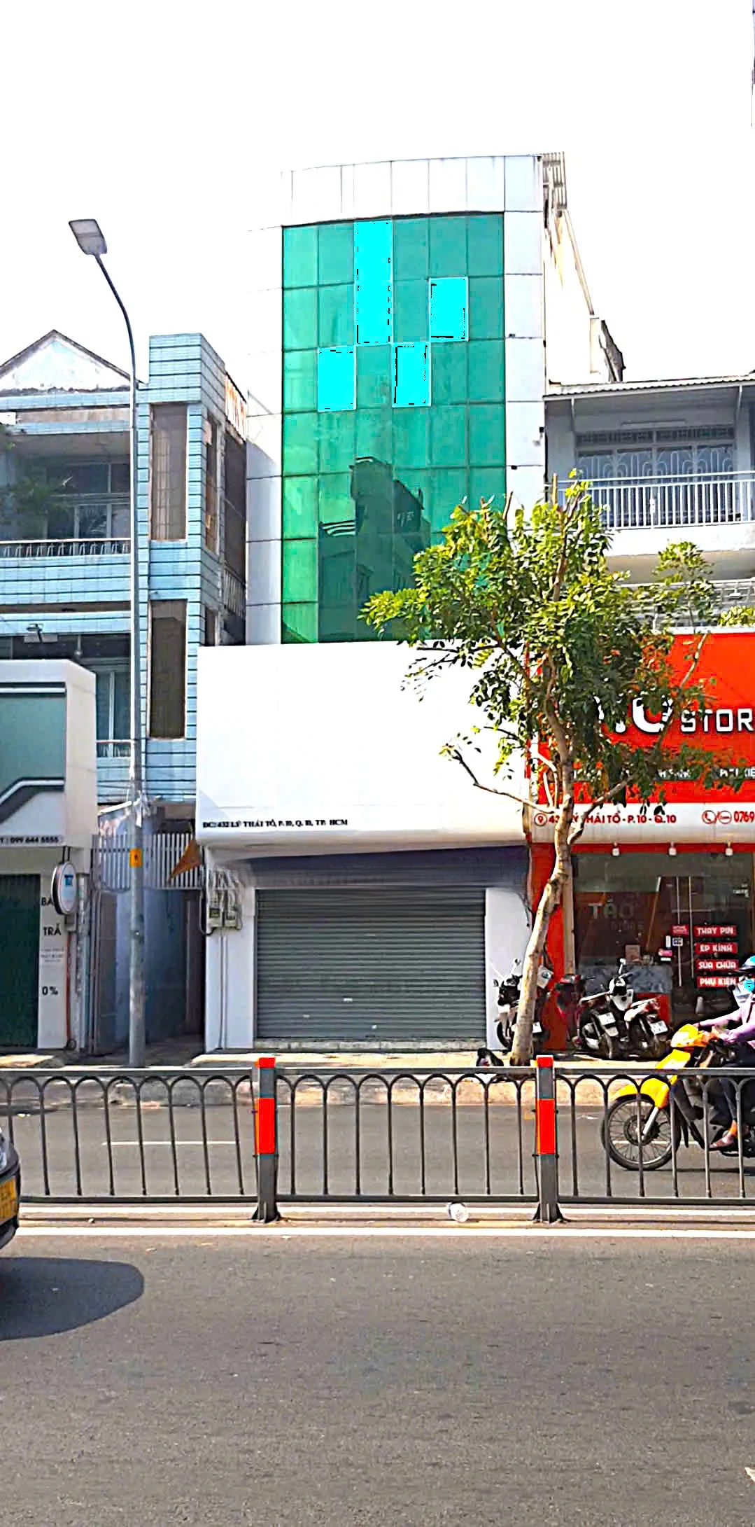 Cho Thuê Nhà : 432 Lý Thái Tổ, Quận 10. Giá thuê: 90 triệu/tháng