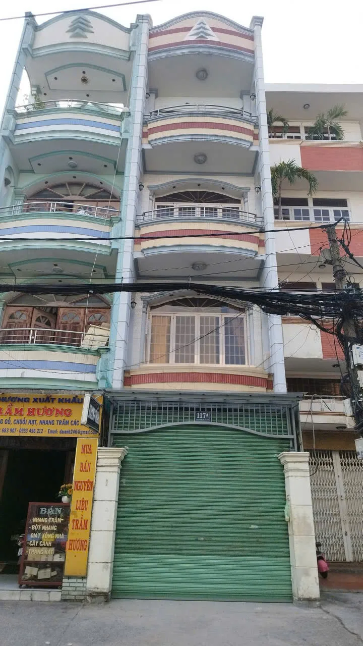 Cho thuê Nhà nguyên căn : 117A Nguyễn Hồng Đào, Phường 14, Quận Tân Bình. Giá thuê: 45 triệu/tháng